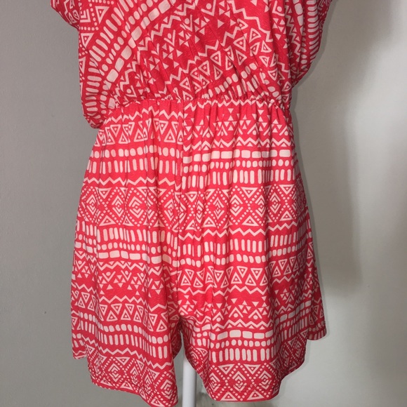 Hot pink printed Summer romper - Picture 4 of 8